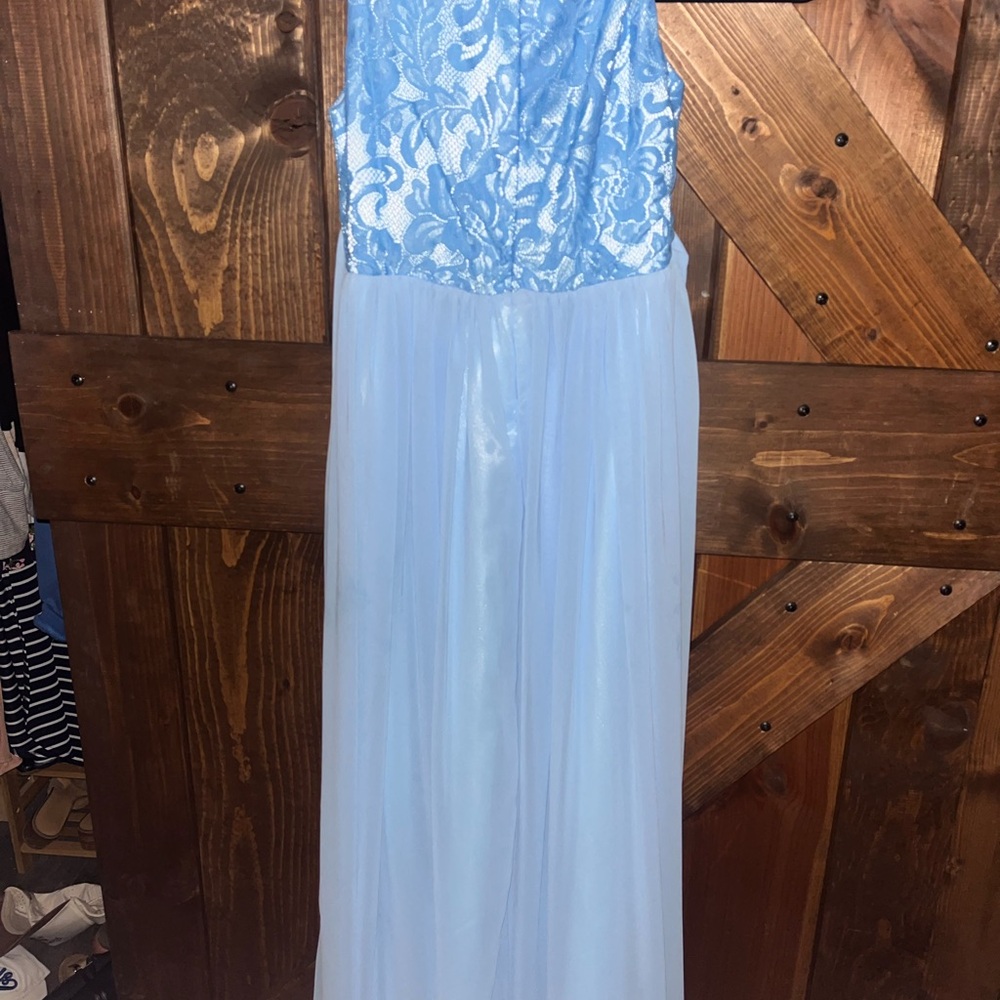 Elegant Blue Lace and Chiffon Dress
